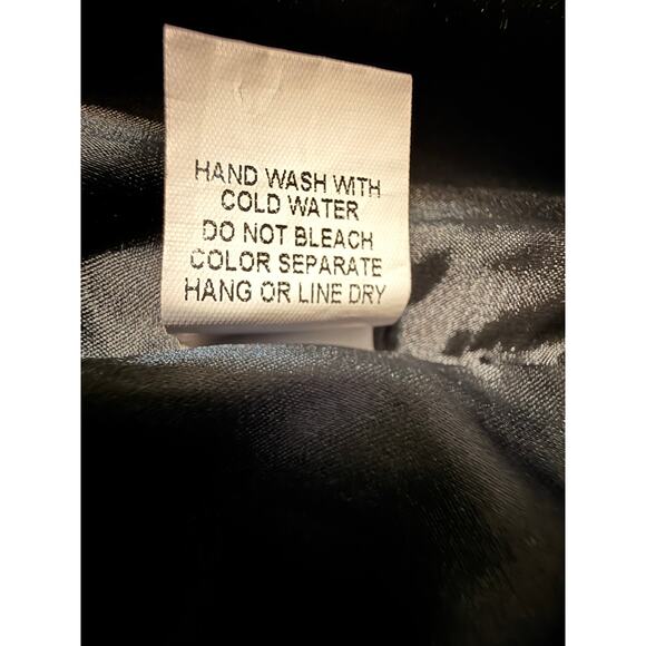 Honey Punch Mini Skirt S | Velvet Look Zip Front - Picture 9 of 9